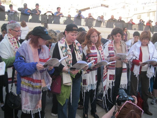 Hi resolution version of RNS-JEWS-WALL040413a.jpg