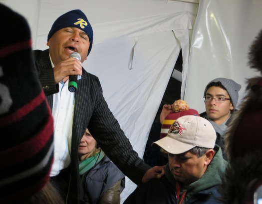 Hi resolution version of RNS-IMMIGRANT-VIGIL111313c.jpg
