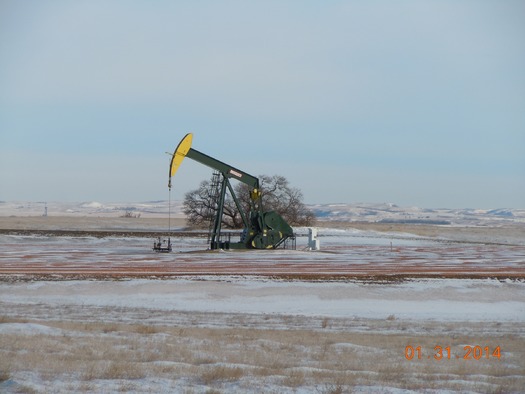 Hi resolution version of RNS-OIL-BOOM092514a.jpg