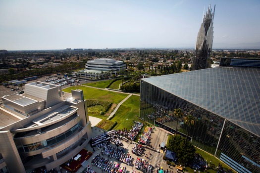 1459555_me_ff_0630_Crystal_Cathedral_mass