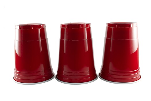 red-drinking-cups