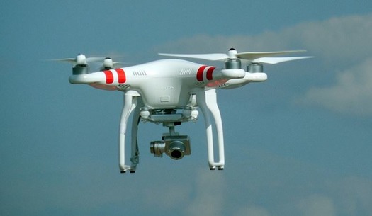 thumb-drone-public-domain