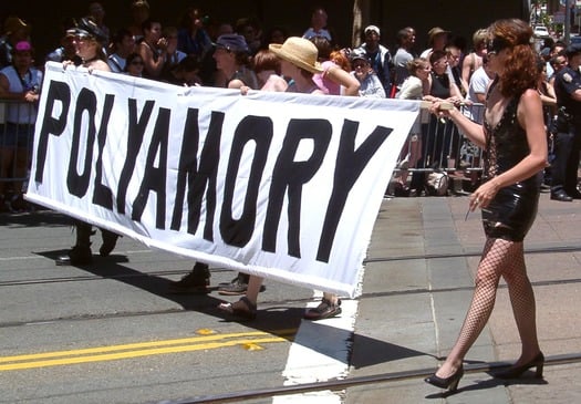 Polyamory_pride_in_San_Francisco_2004