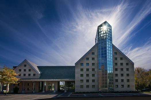 thumb Andover Newton Theological School campus