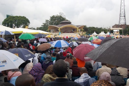 PRINT Pope Nairobi Mass