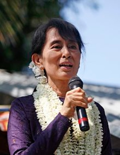 220px-Aung_San_Suu_Kyi_17_November_2011