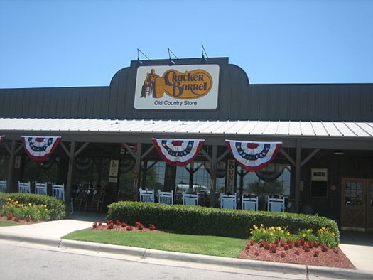 Cracker_Barrel_in_San_Antonio,_TX_IMG_0498