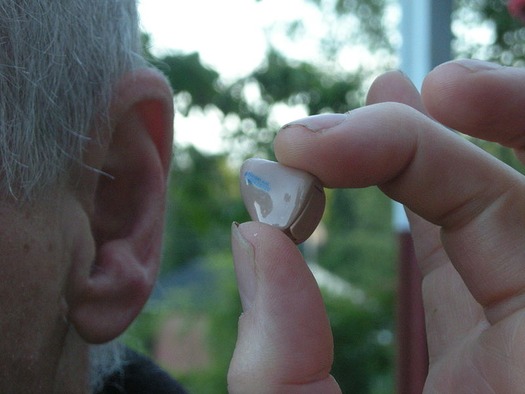 Hearing_aid