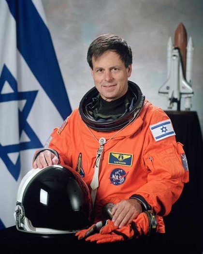 RNS-TORAH-ASTRONAUT b