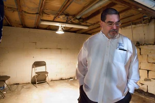 RNSCHURCHSMOCKRAIDLEAVESTEENSTRAUMATIZED032612