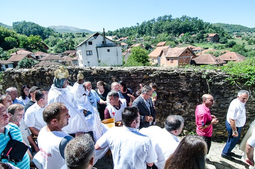 PRINT RNS-KOSOVO-MADONNA