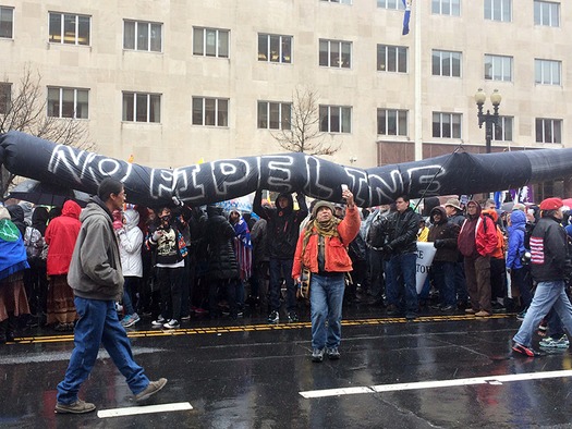 webRNS-DAKOTA-PROTEST2 031017