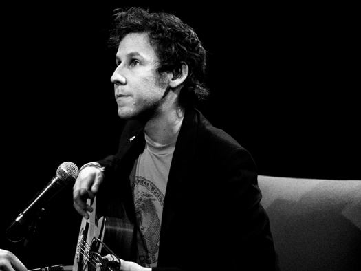 WEB Musician Ben Lee in 2009.  Photo courtesy of Creative Commons/Guido van Nispen