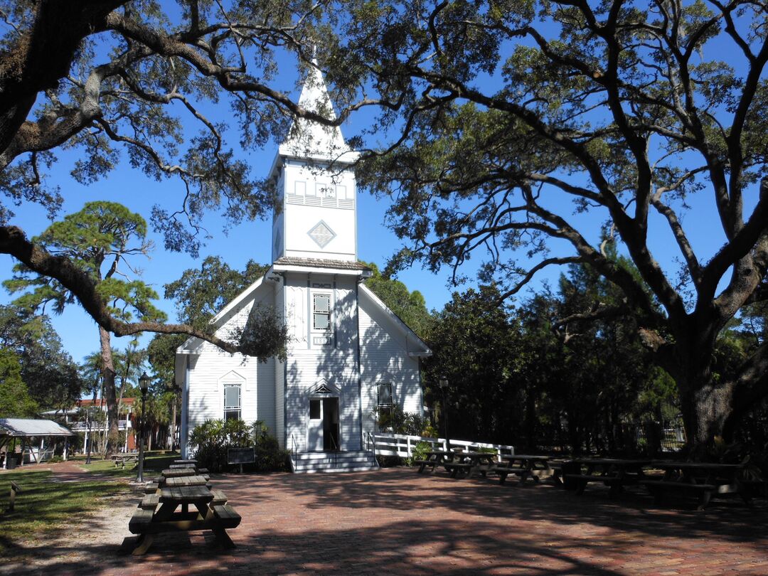 Manatee Village Historical Park