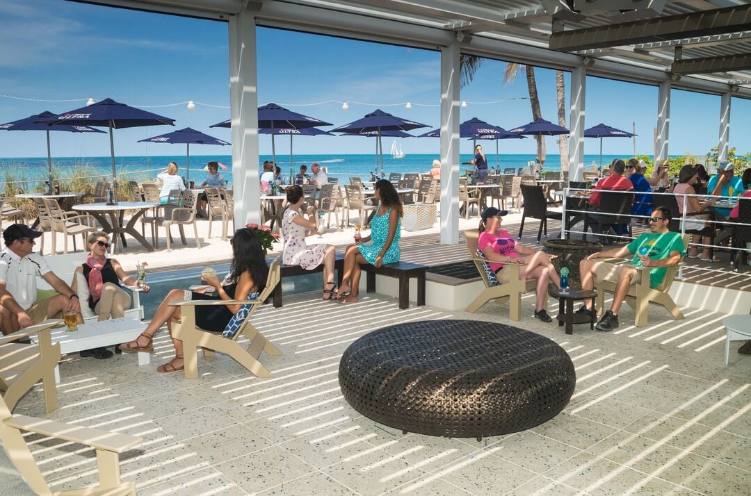 Beach House Seating Outside