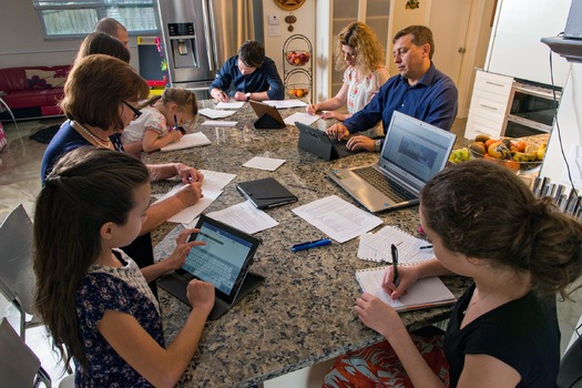 PRINT RNS-WITNESSES-RUSSIA2 032817