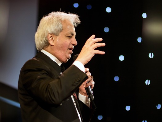 RNS-BENNY-HINN5 060117