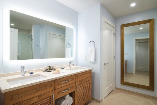 Waterline Master Bathroom