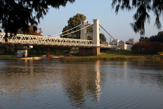 Suspension Bridge 11-11-09 03