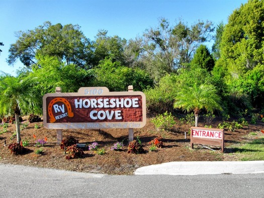 Horseshoe Cove Entrance