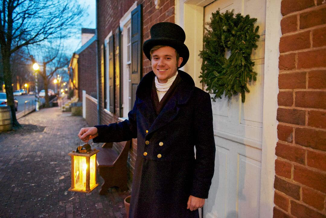 Be inspired with an Old Salem Historic Candelight Holiday Tour as you stroll cobblestone sidewalks