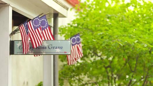 Betsy Ross House, pan down from flags