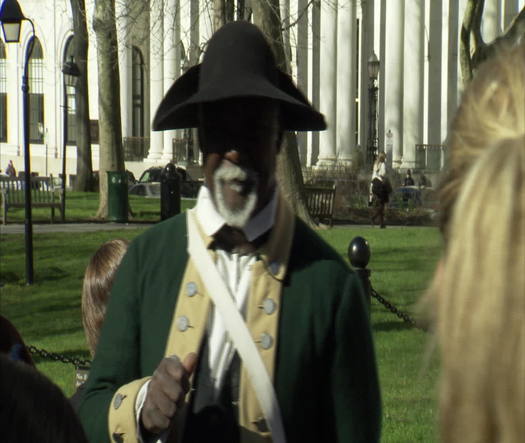 Independence Hall, colonial character talking to crowds