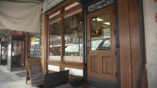 Di Bruno Brothers, exterior