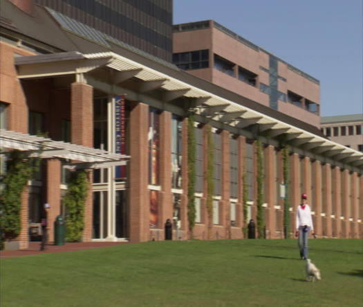 National Constitution Center pan to Independence Visitor Center