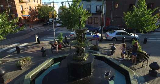 East Passyunk Square, farmers market