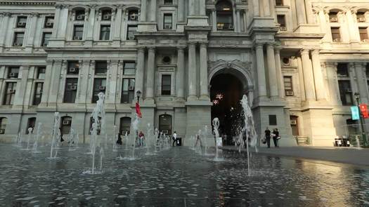 Dilworth Park, fountain cu