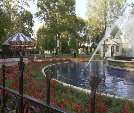 Franklin Square carousel