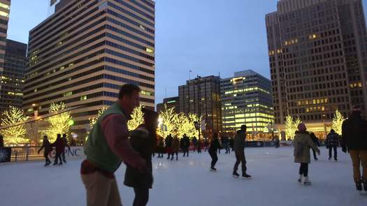 Dilworth Park, Rothman Institute Ice Skating Rink