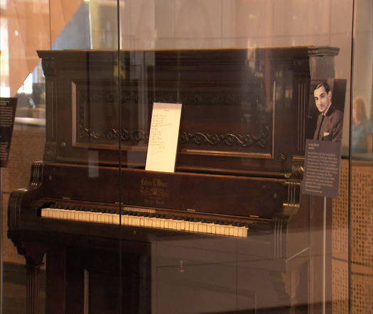 National Museum of American Jewish History interior