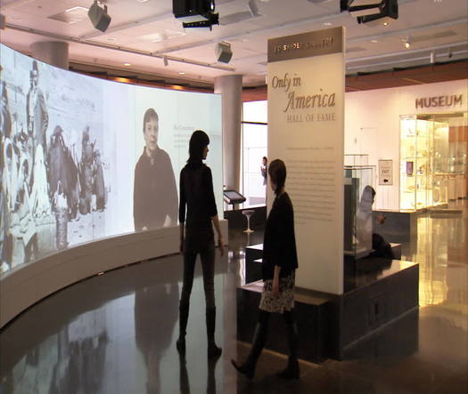 National Museum of American Jewish History interior