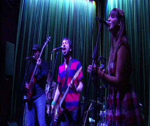 Johnny Brenda's, interior musical performance