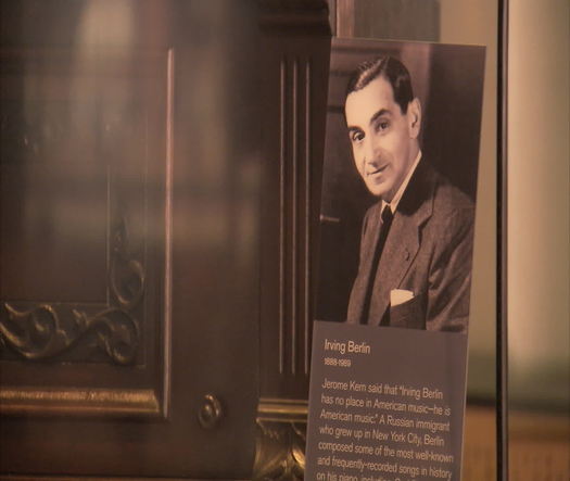 National Museum of American Jewish History interior
