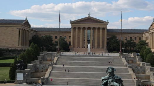 Philadelphia Museum of Art drone exterior pan to Washington Monument Fountain