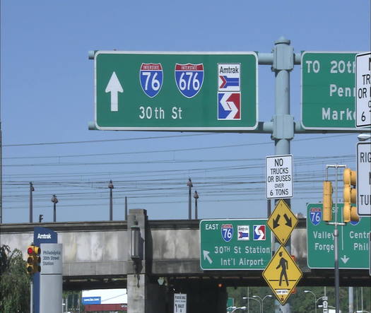 Signs for 30th Street - 76 and 676