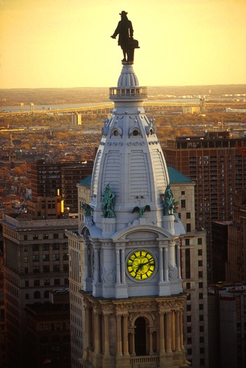 William Penn Statue Atop City Hall