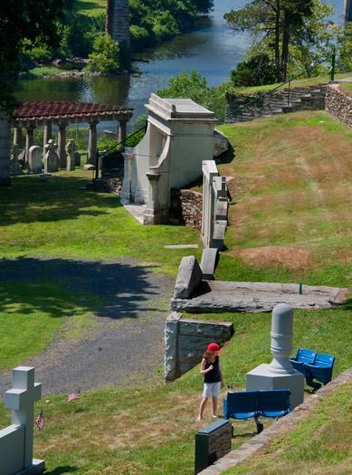 Laurel Hill Cemetery