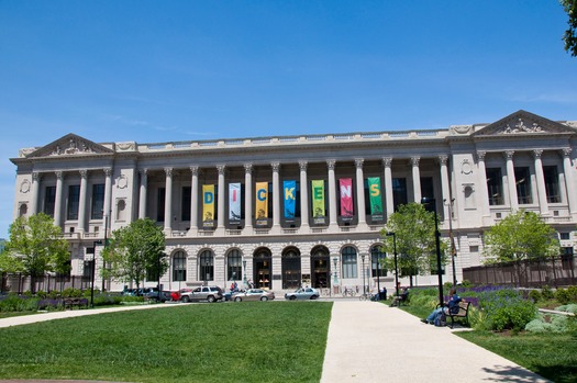 Free Library of Philadelphia, Parkway Central