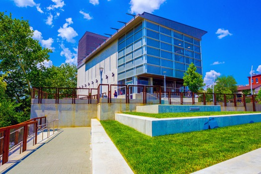 Venice Island Performing Arts & Recreation Center