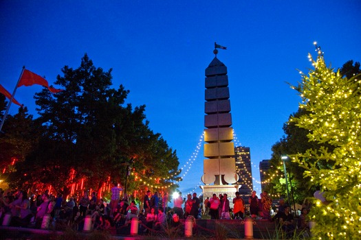 Spruce Street Harbor Park