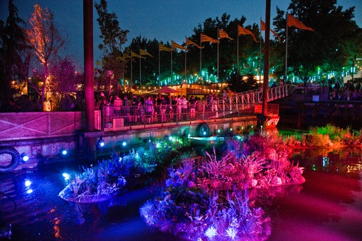Spruce Street Harbor Park