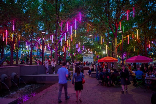 Spruce Street Harbor Park