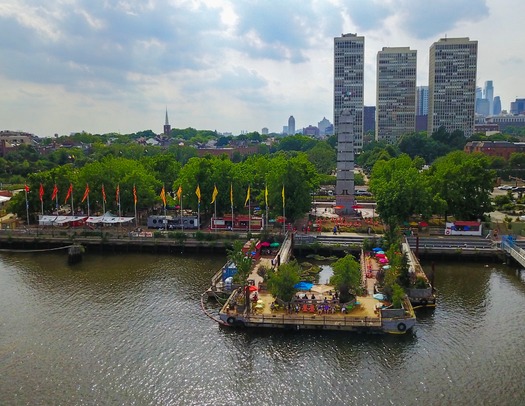 Spruce Street Harbor Park