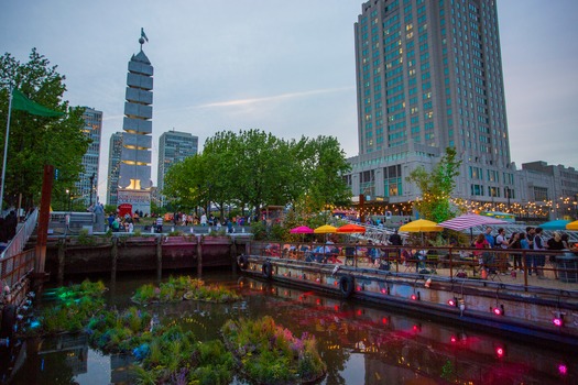 Spruce Street Harbor Park