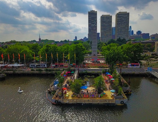 Spruce Street Harbor Park