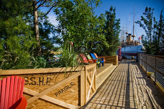 Spruce Street Harbor Park